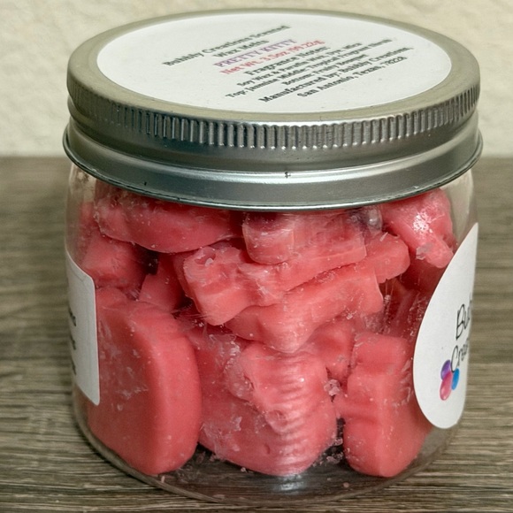 Bubbly Creations Scented Wax Melts “Pretty Kitty” - Picture 4 of 6